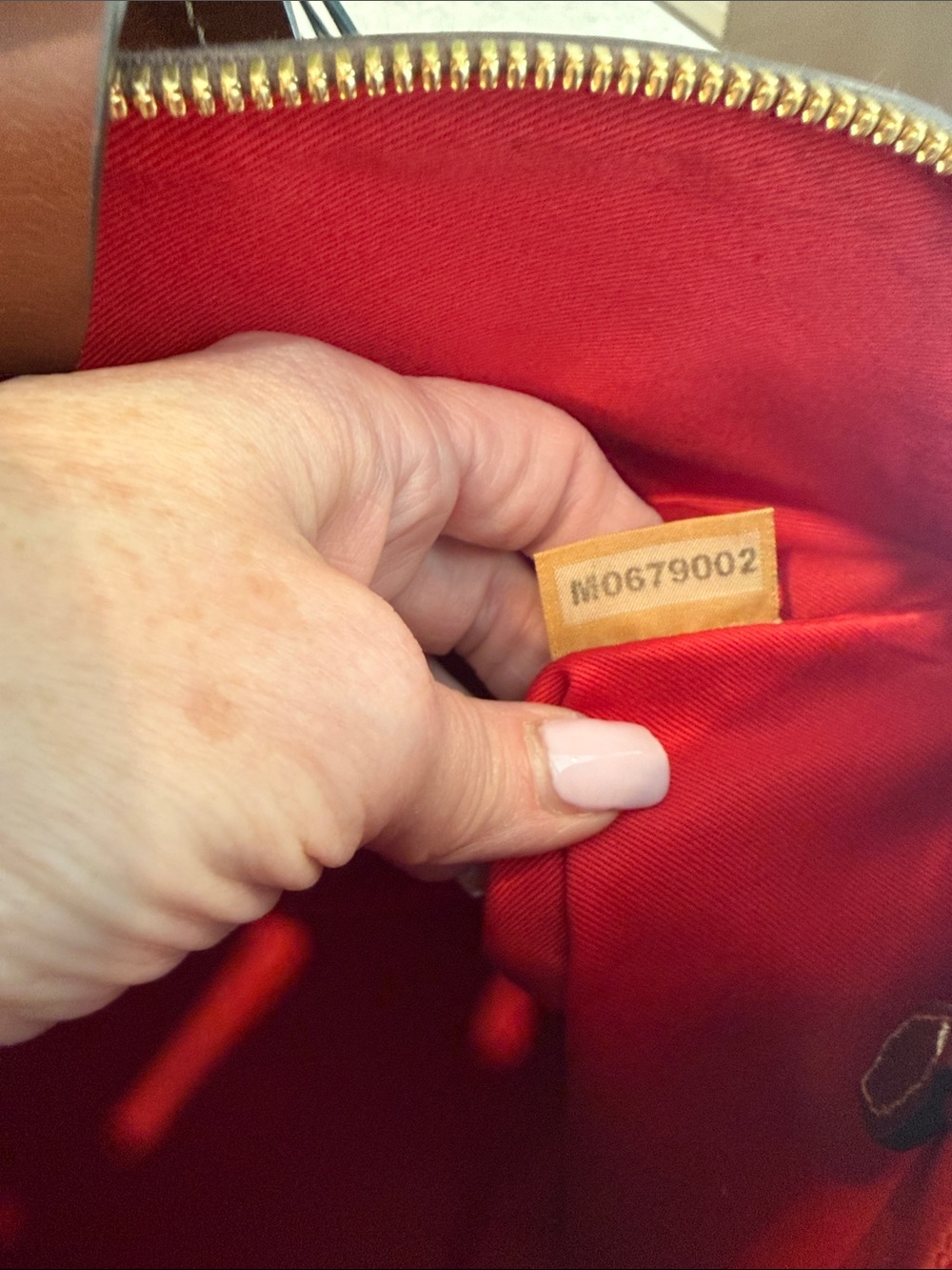 Dooney & Bourke Alto Emilia satchel - Picture 9 of 10